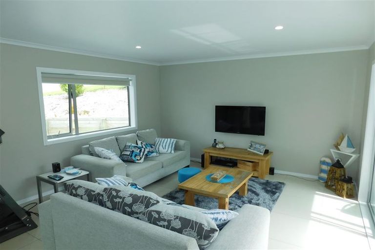 Photo of property in 4 Kakapo Place, Mangawhai, 0505