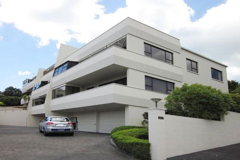 Photo of property in 12 Kaimata Street, Brooklands, New Plymouth, 4310