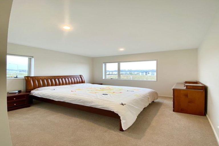 Photo of property in 82 Flat Bush School Road, Flat Bush, Auckland, 2019