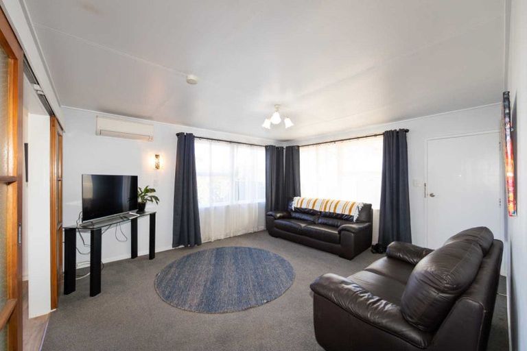 Photo of property in 1/1007 Duke Street, Mahora, Hastings, 4120