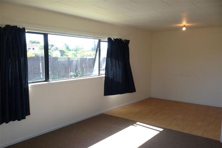 Photo of property in 195 Mahia Road, Wattle Downs, Auckland, 2103