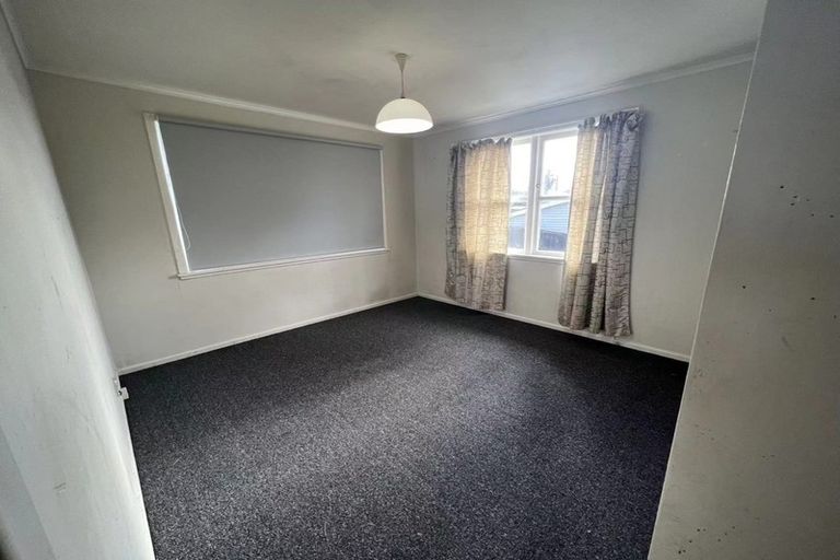 Photo of property in 127 Glengarry Road, Glen Eden, Auckland, 0602