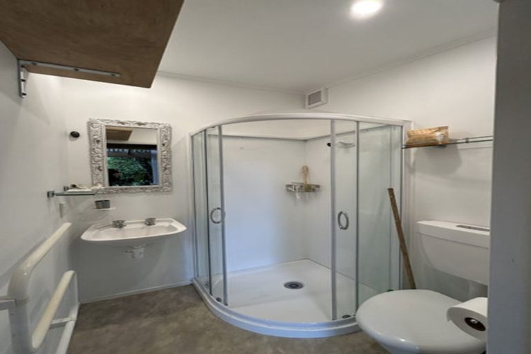 Photo of property in 90 Glenmore Street, Northland, Wellington, 6012