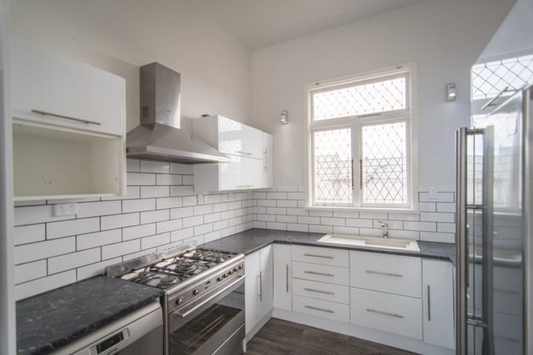 Photo of property in 72 Arthur Street, Seaview, Timaru, 7910