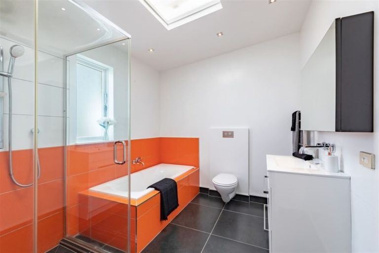 Photo of property in 16 Rodney Street, Waiwhetu, Lower Hutt, 5010