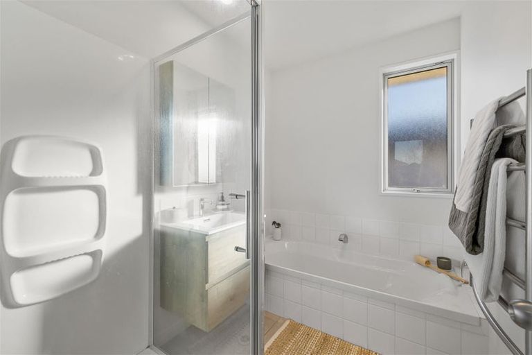 Photo of property in 6 The Gate, Yaldhurst, Christchurch, 8042