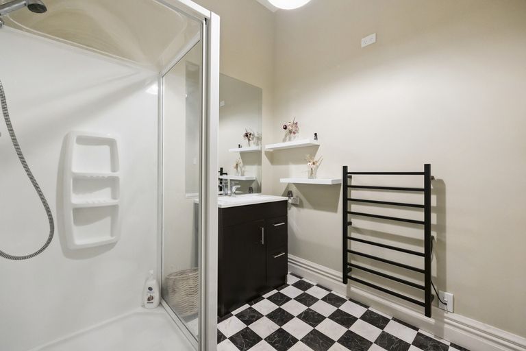 Photo of property in 19 Middleton Road, Kew, Dunedin, 9012