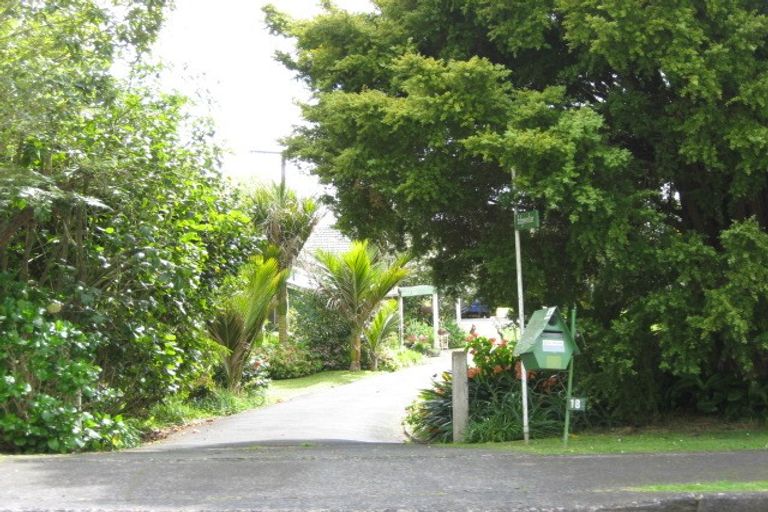 Photo of property in 18 Pohutukawa Road, Whenuapai, Auckland, 0618