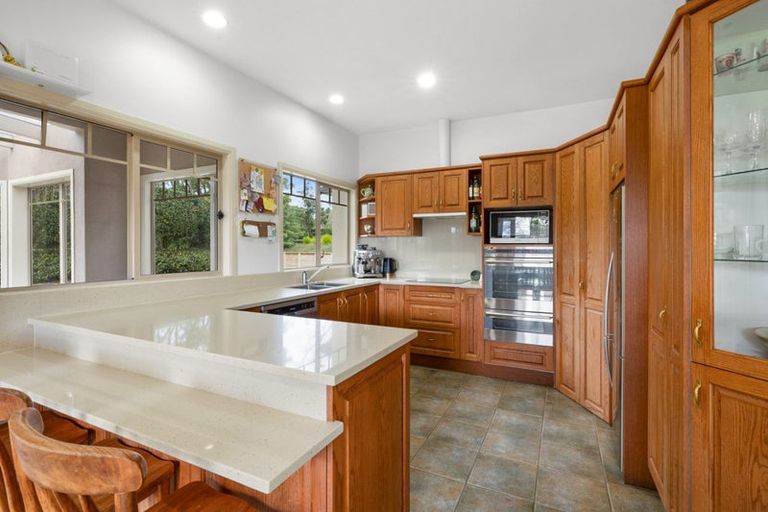 Photo of property in 26 Shelter Grove, Frankleigh Park, New Plymouth, 4310