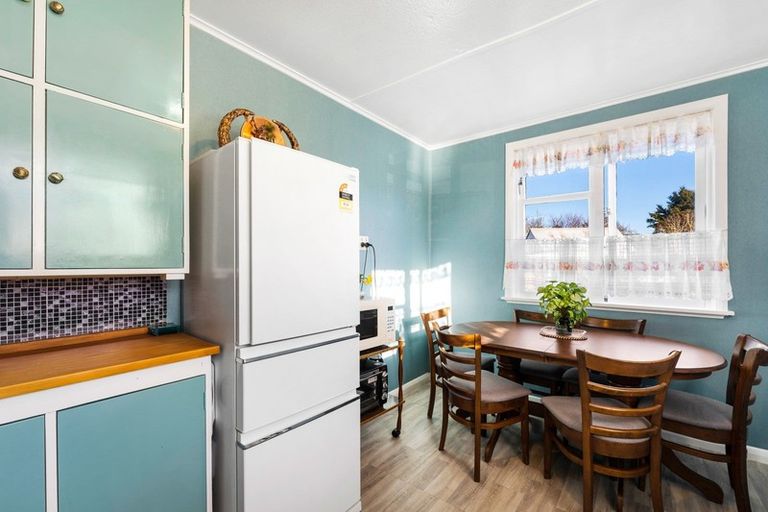 Photo of property in 42 Miro Street, Trentham, Upper Hutt, 5018