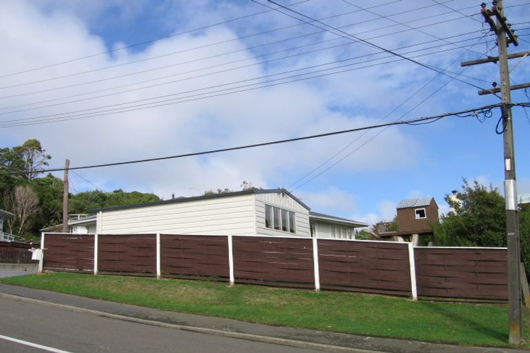 Photo of property in 7 Beazley Avenue, Paparangi, Wellington, 6037