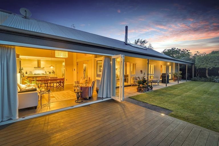 Photo of property in 32a Jeffreys Road, Fendalton, Christchurch, 8052