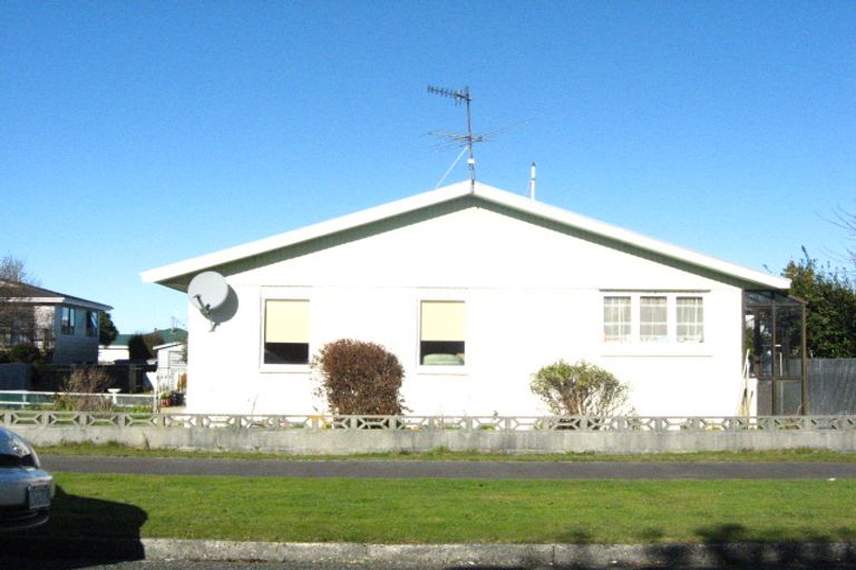 Photo of property in 2/41 Robertson Street, Richmond, Invercargill, 9810
