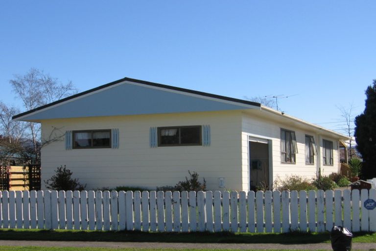 Photo of property in 21 Stout Street, Masterton, 5810