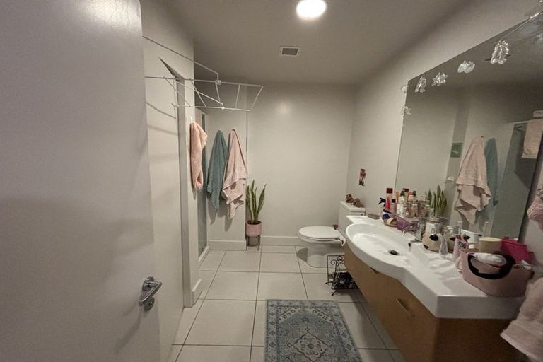 Photo of property in Galleria Apartments, 3/77 Tory Street, Te Aro, Wellington, 6011