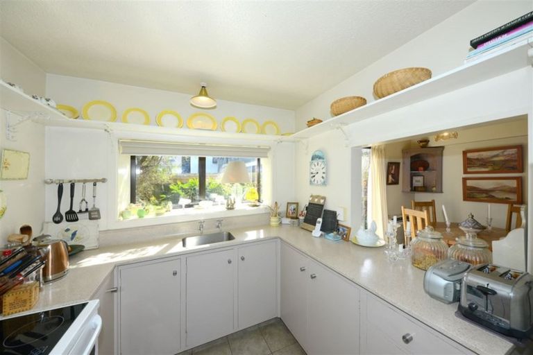 Photo of property in 2/88 Abberley Crescent, St Albans, Christchurch, 8014