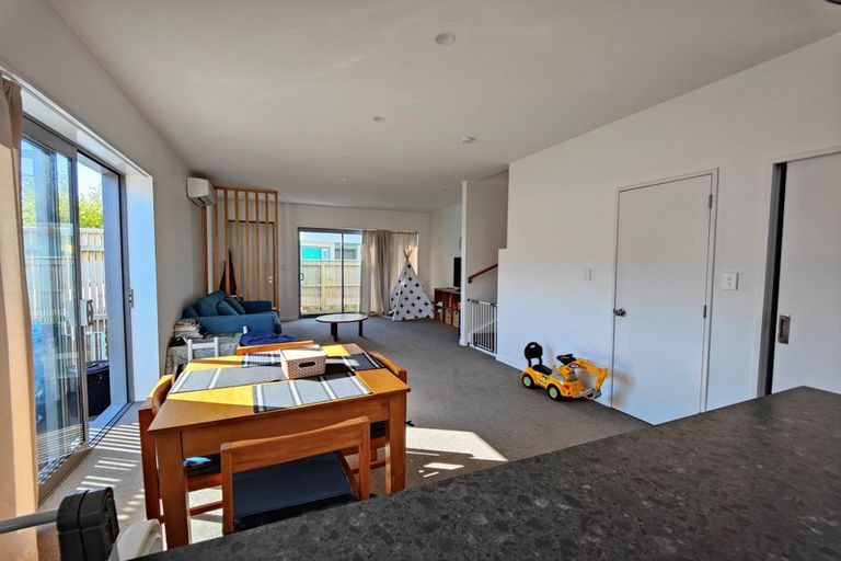 Photo of property in 10 Handyside Street, Tawa, Wellington, 5028