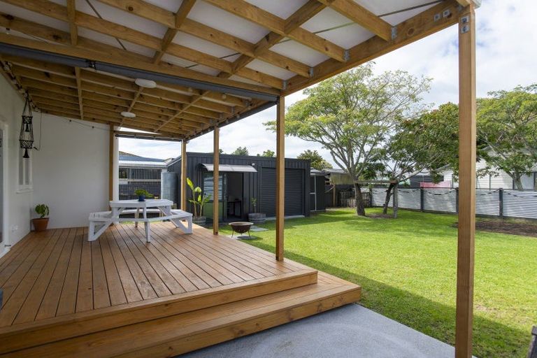 Photo of property in 54 Abbott Street, Te Hapara, Gisborne, 4010