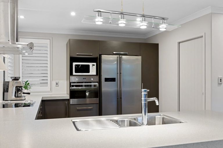 Photo of property in 53 Rexford Heights, Pyes Pa, Tauranga, 3112