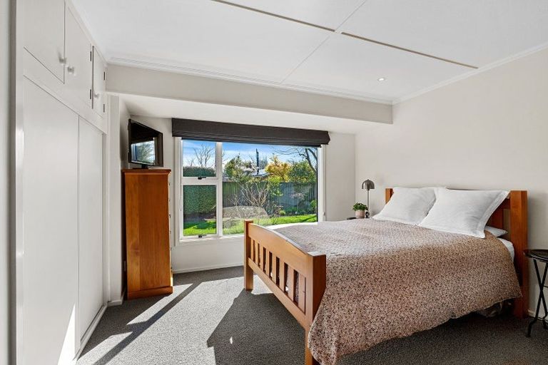 Photo of property in 70a Toorak Avenue, Avonhead, Christchurch, 8042