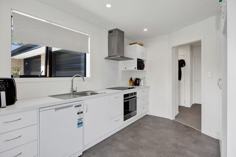 Photo of property in 2/35 Mahoe Street, Inglewood, 4330