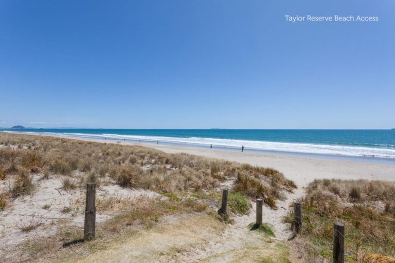 Photo of property in 5 Taylor Road, Papamoa Beach, Papamoa, 3118