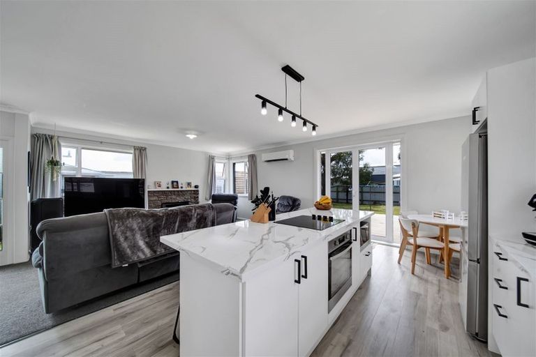 Photo of property in 22 Egmont Street, Hawera, 4610