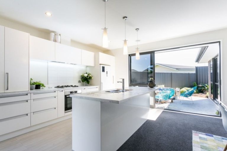 Photo of property in 5 Whakatomo Place, Havelock North, 4130