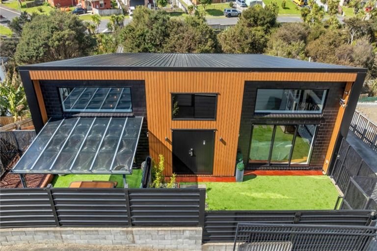 Photo of property in 6 Mara Waina Place, Swanson, Auckland, 0614