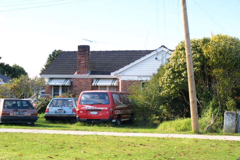 Photo of property in 11 Picton Street, Papatoetoe, Auckland, 2024