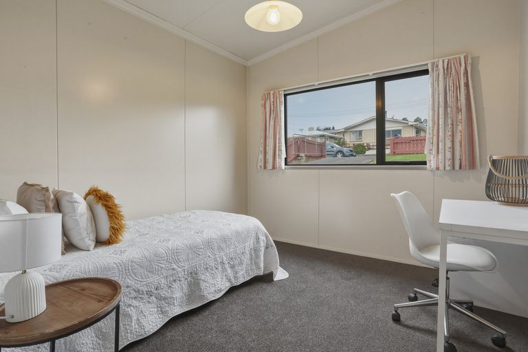 Photo of property in 3 Clariton Avenue, Green Island, Dunedin, 9018