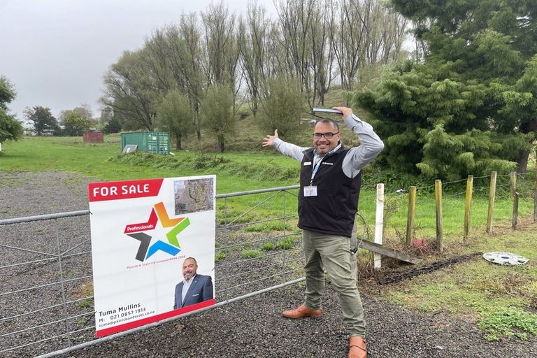 Photo of property in 2-10 Great North Road, Waipawa, 4210