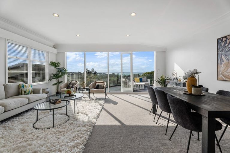 Photo of property in 90 Sandspit Road, Shelly Park, Auckland, 2014