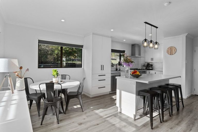 Photo of property in 79 Kinmont Crescent, Kinmont Park, Mosgiel, 9024