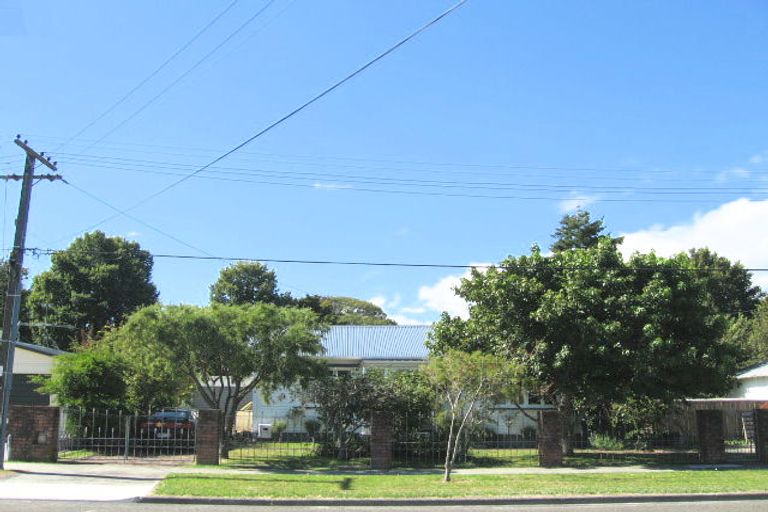 Photo of property in 9 Murray Street, Wallaceville, Upper Hutt, 5018