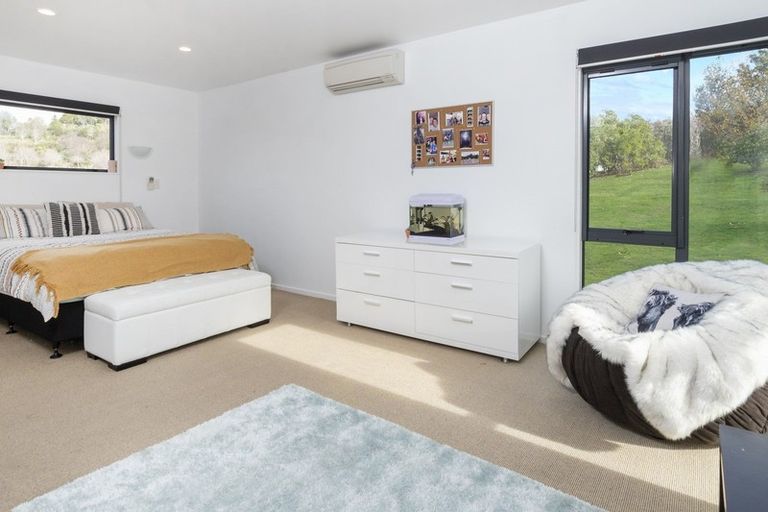 Photo of property in 39 Sandstone Road, Whitford, Manurewa, 2576