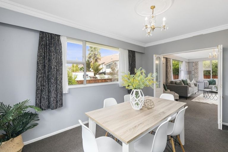 Photo of property in 52a Queens Grove, Hutt Central, Lower Hutt, 5010