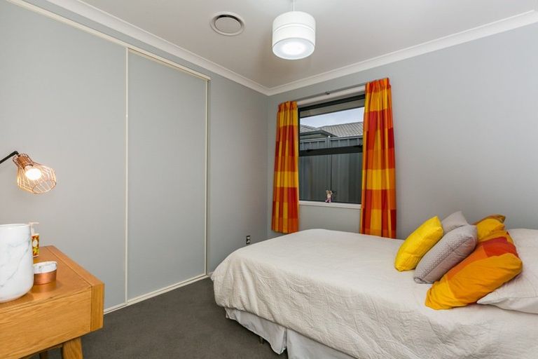 Photo of property in 6 Karoola Place, Havelock North, 4130