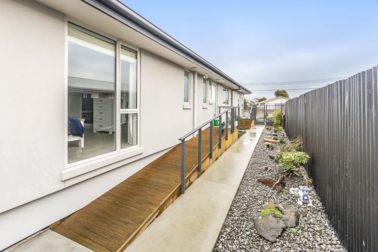 Photo of property in 48 Sandown Crescent, Aranui, Christchurch, 8061