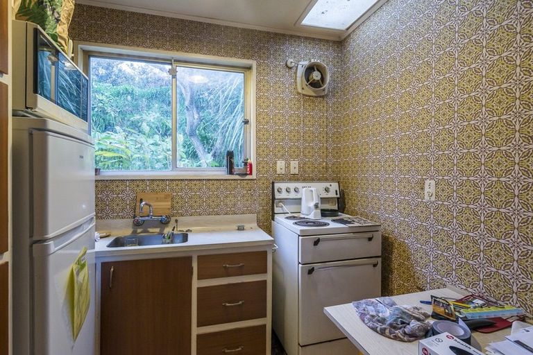 Photo of property in 6 Falla Street, Paraparaumu Beach, Paraparaumu, 5032