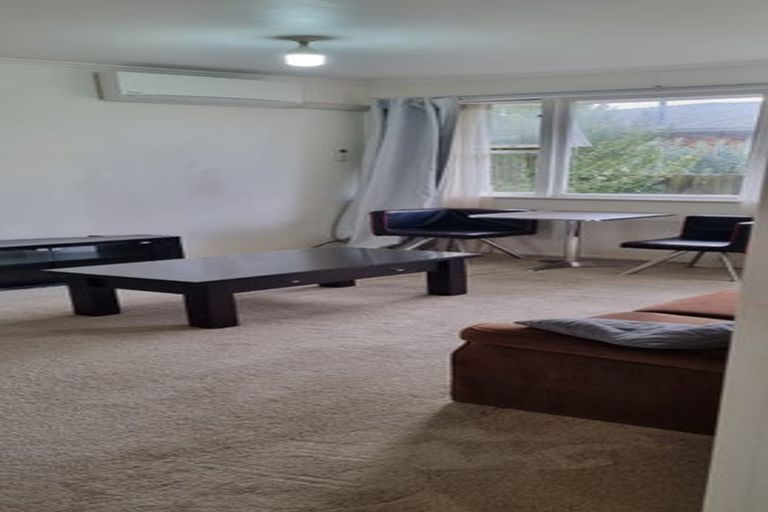 Photo of property in 85 Lincoln Road, Henderson, Auckland, 0610