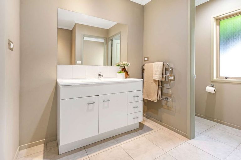 Photo of property in 3 Devoy Drive, Owhata, Rotorua, 3010