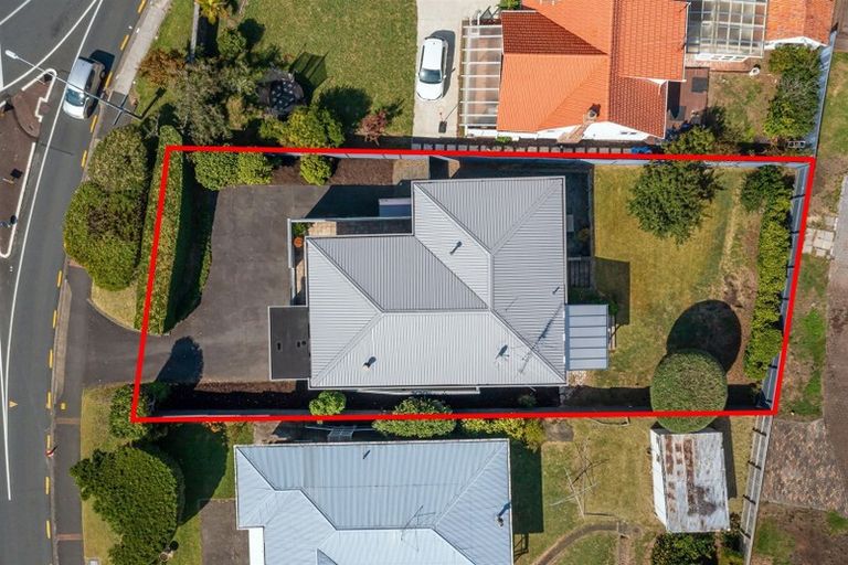 Photo of property in 190 Hurstmere Road, Takapuna, Auckland, 0622