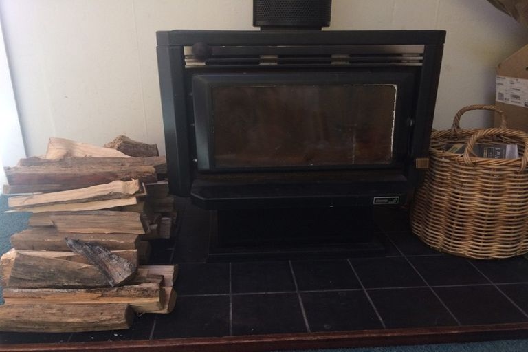 Photo of property in 32 Volga Street, Island Bay, Wellington, 6023