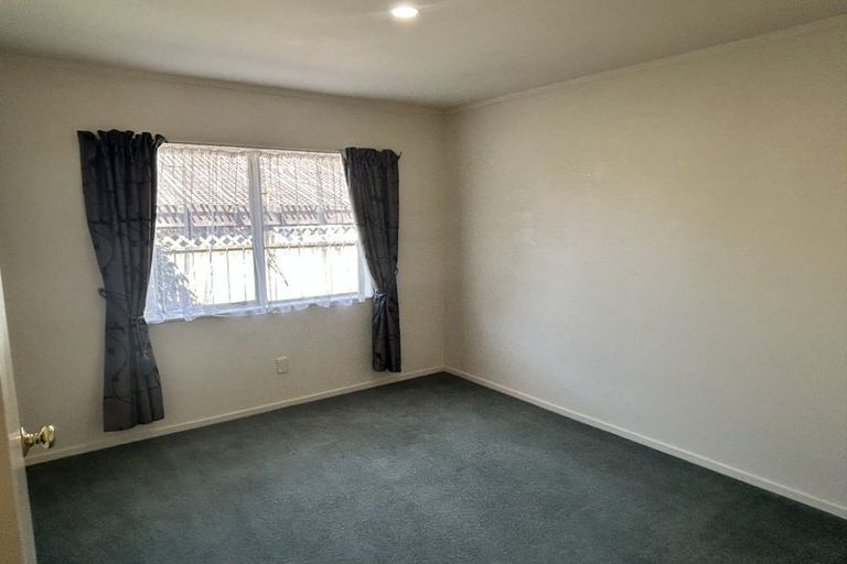 Photo of property in 22 Kowhai Grove, Raumati Beach, Paraparaumu, 5032