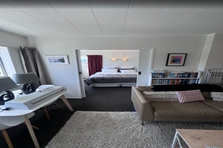 Photo of property in Melksham Towers, 904/131 Brougham Street, Mount Victoria, Wellington, 6011
