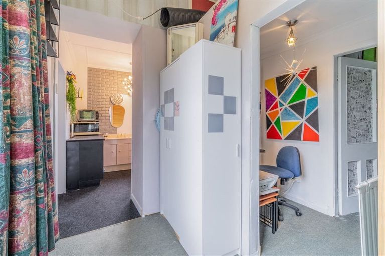 Photo of property in 16 Irving Street, Gore, 9710