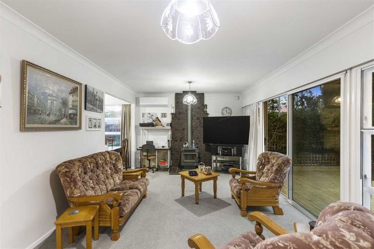 Photo of property in 102 Gills Road, Bucklands Beach, Auckland, 2014
