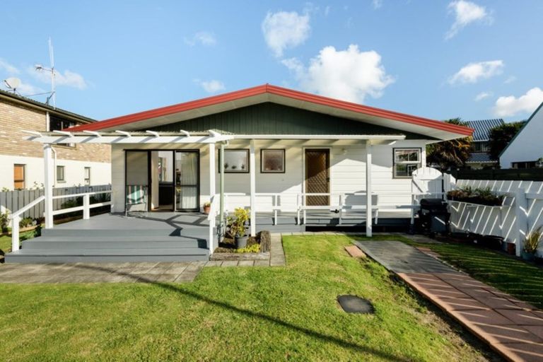 Photo of property in 1/131 Forrester Drive, Welcome Bay, Tauranga, 3112
