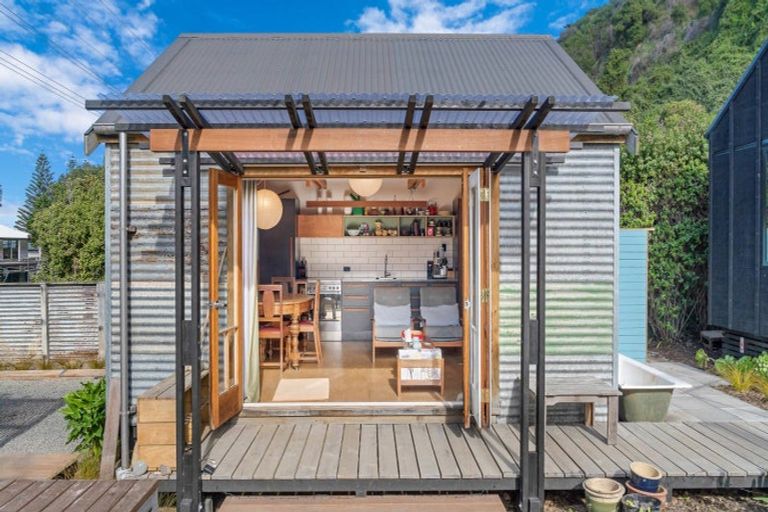 Photo of property in 30 Moody Street, Gore Bay, Cheviot, 7383